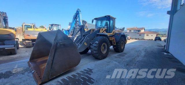 Volvo L 120 H Kolesové nakladače