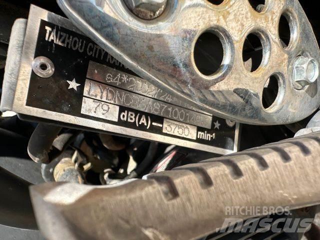  VONROAD vin 493 Automobily