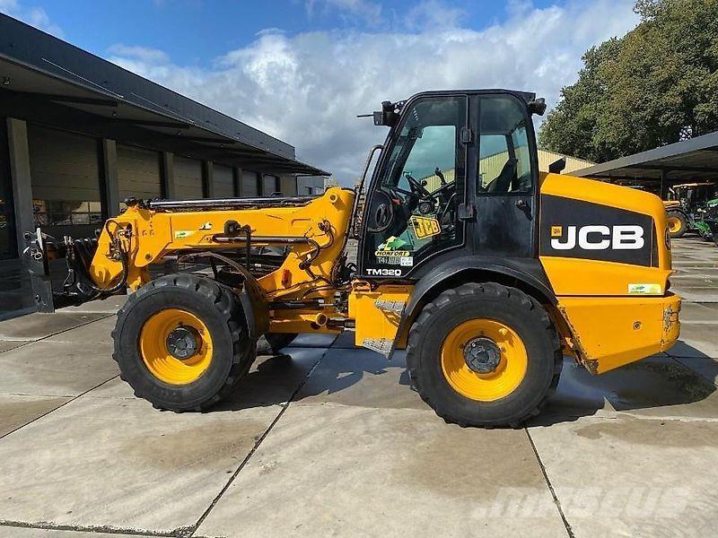 JCB TM 320 Teleskopické manipulátory