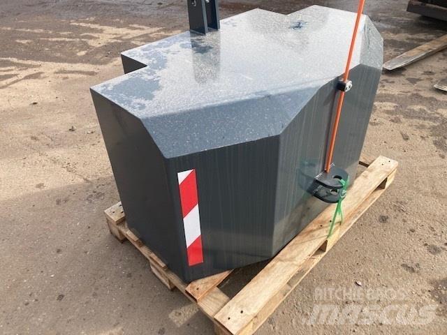  - - -  1500 KG Predné závažie