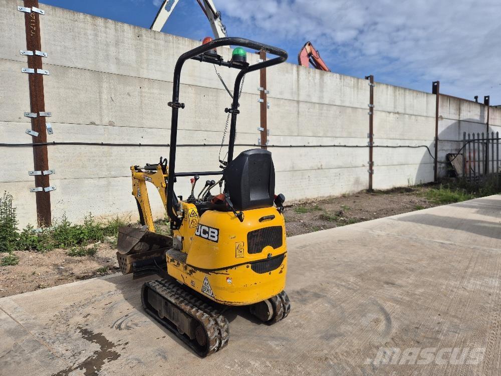 JCB 8008 Pásové rýpadlá