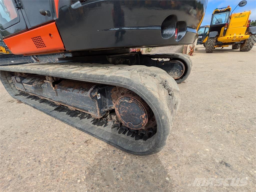 Kubota  Mini rýpadlá < 7t