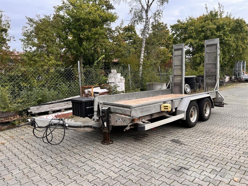 TT Tandemtieflader Nízko rámové nákladné automobily