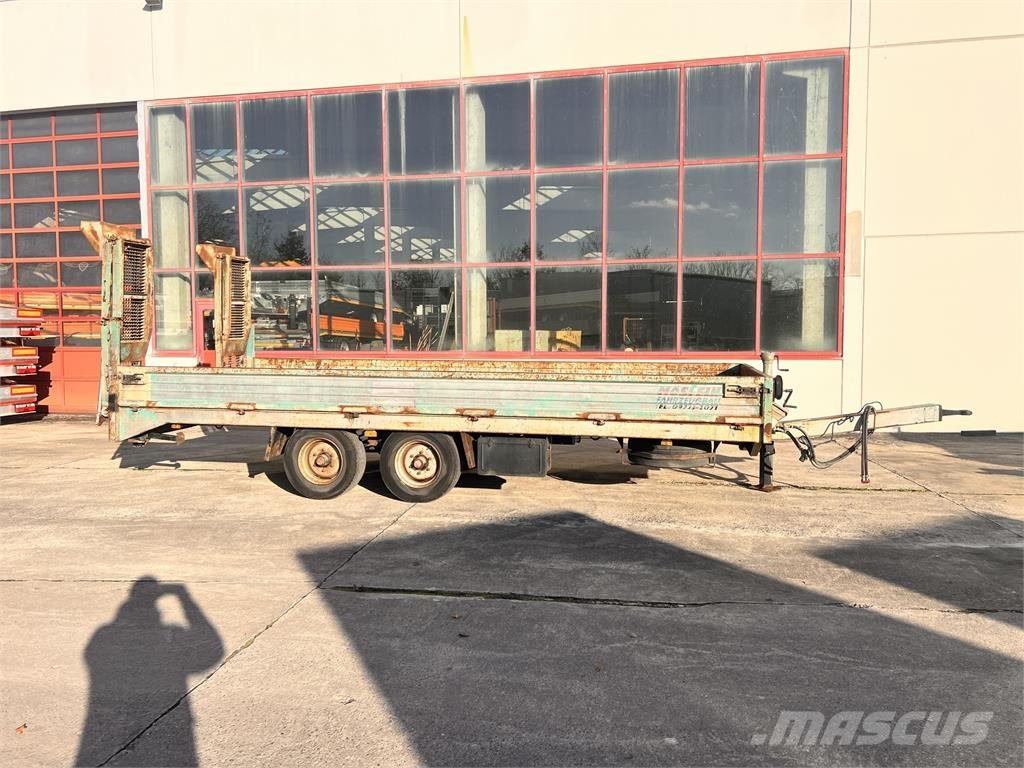 TT Tandemtieflader Nízko rámové nákladné automobily