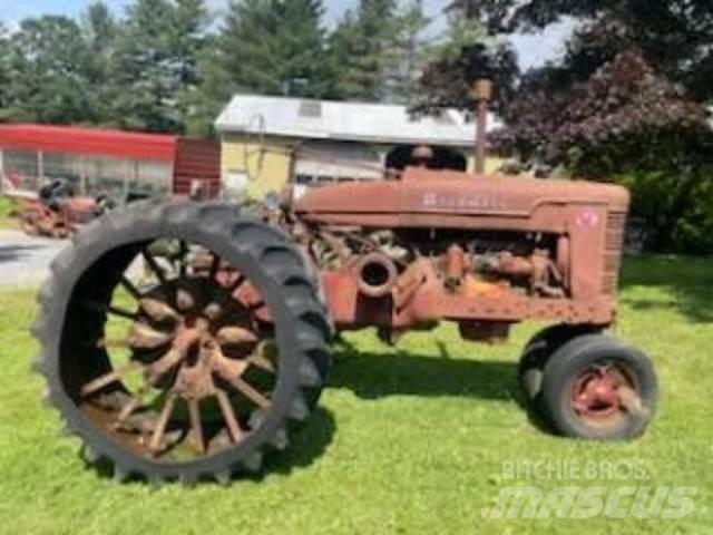 Farmall M Tractor Stavebníctvo - ostatné