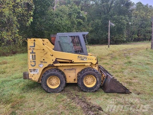 Gehl 6635 SXT Stavebníctvo - ostatné