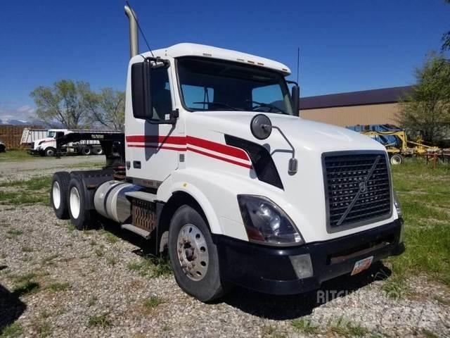 Volvo Semi Tractor Dodávky