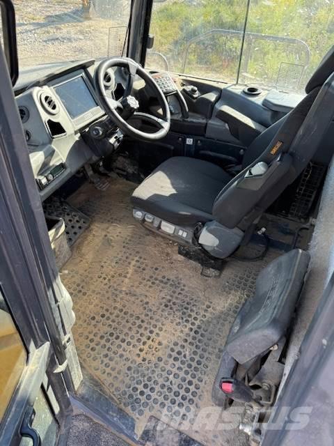 Bell B40E Kĺbové nákladné autá