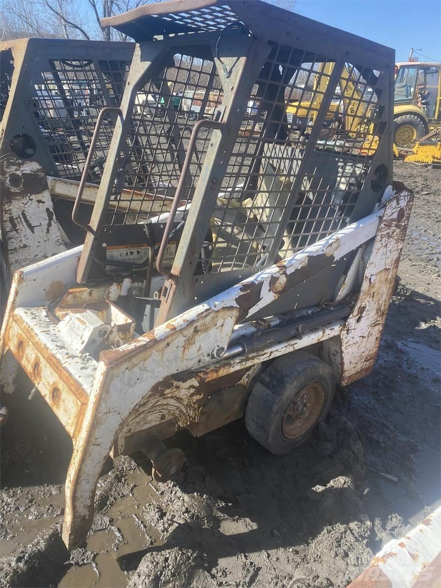 Bobcat 453 Šmykom riadené nakladače