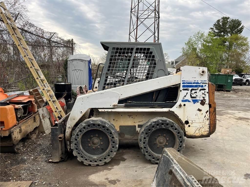 Bobcat 763 Šmykom riadené nakladače