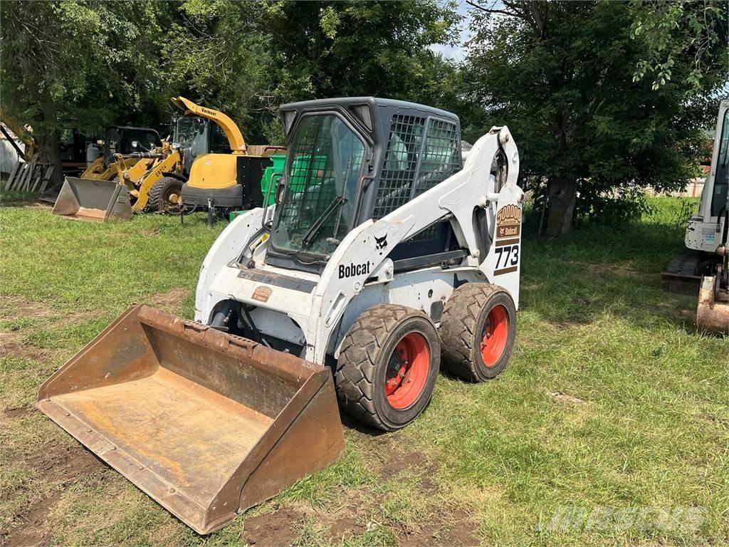 Bobcat 773 Šmykom riadené nakladače
