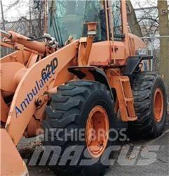 CASE 621D Kolesové nakladače