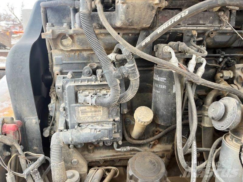 CASE 721D Kolesové nakladače
