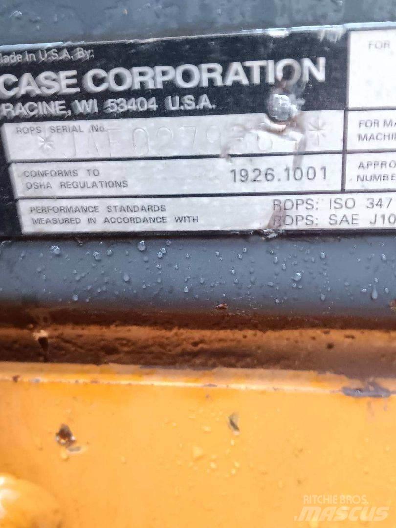 CASE 95XT Šmykom riadené nakladače