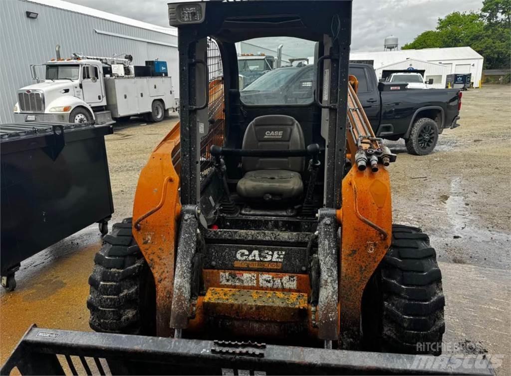 CASE SR250 Šmykom riadené nakladače