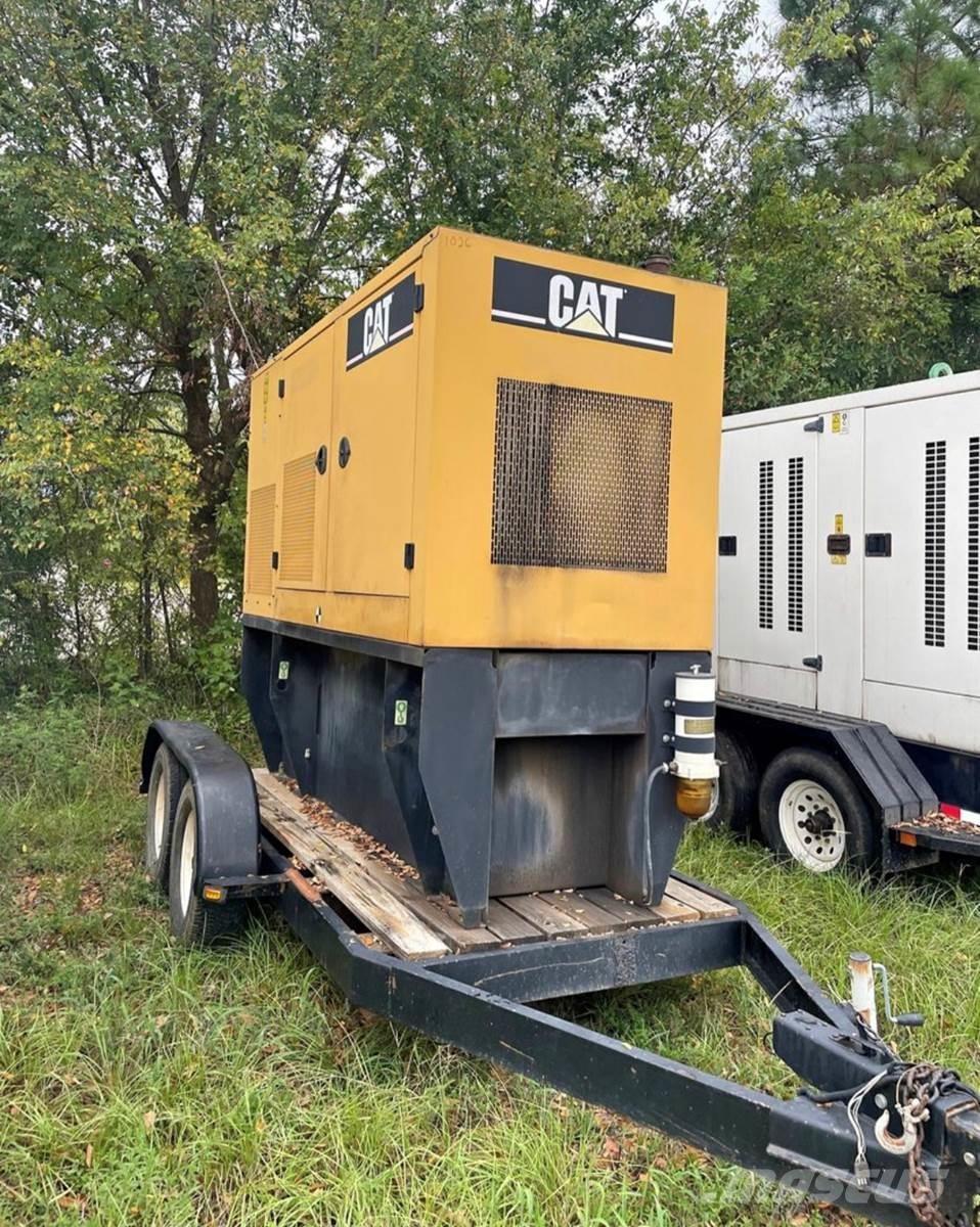CAT 100 KW Naftové generátory