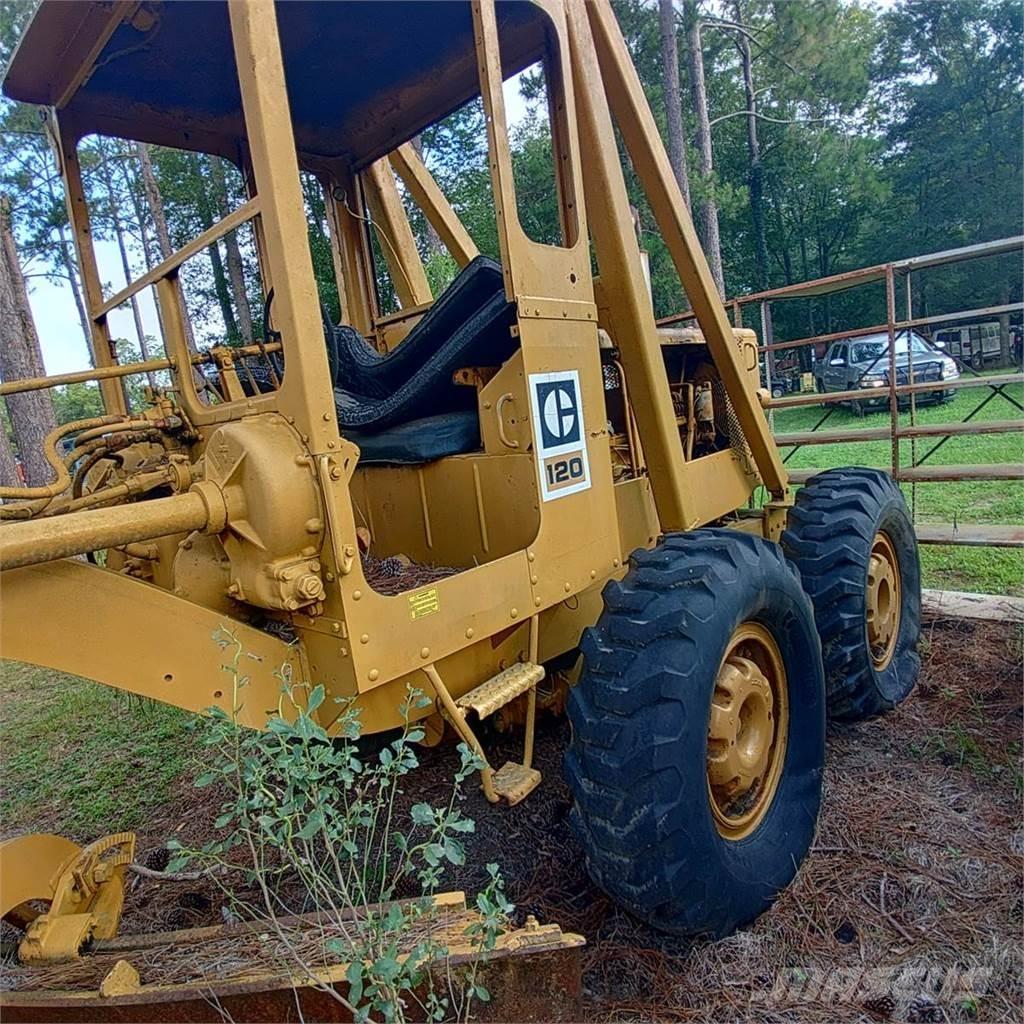 CAT 120 Grejdery