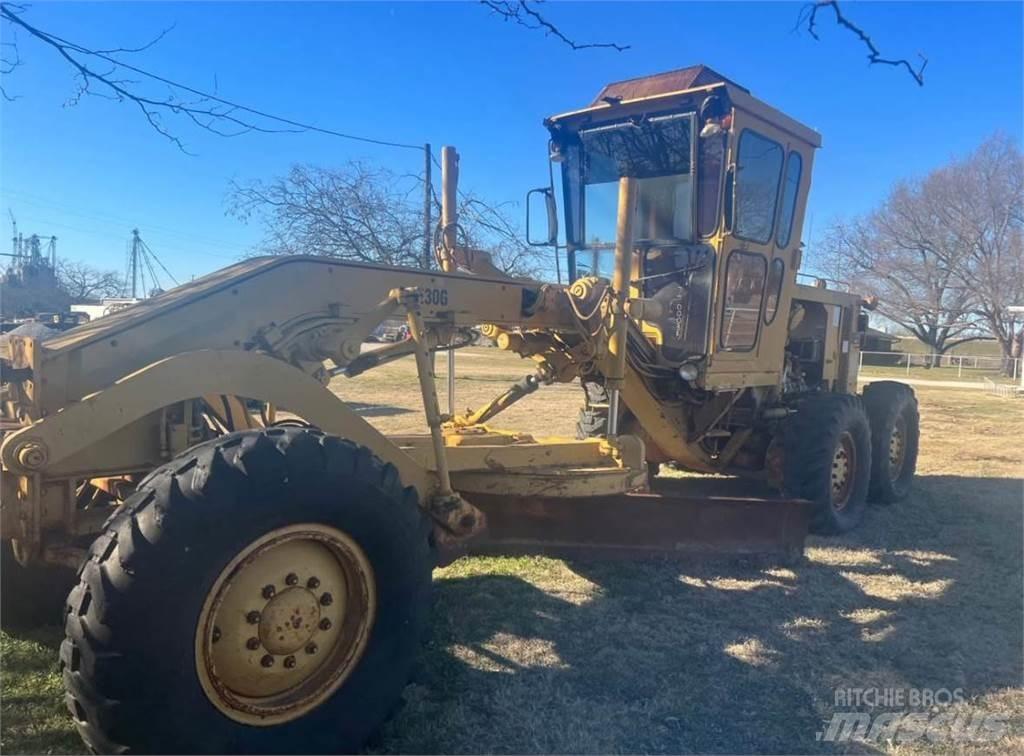 CAT 130G Grejdery