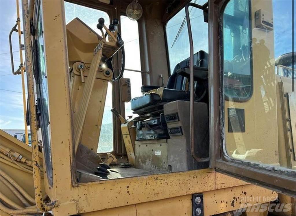 CAT 140G Grejdery