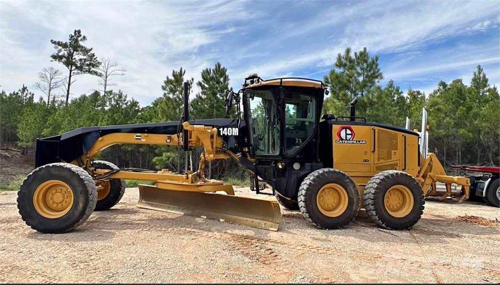 CAT 140M Grejdery