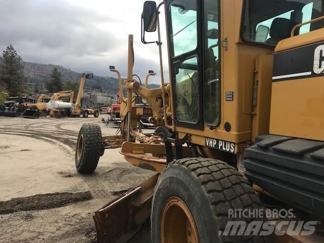 CAT 143H Grejdery