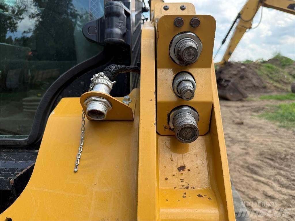 CAT 259D Šmykom riadené nakladače