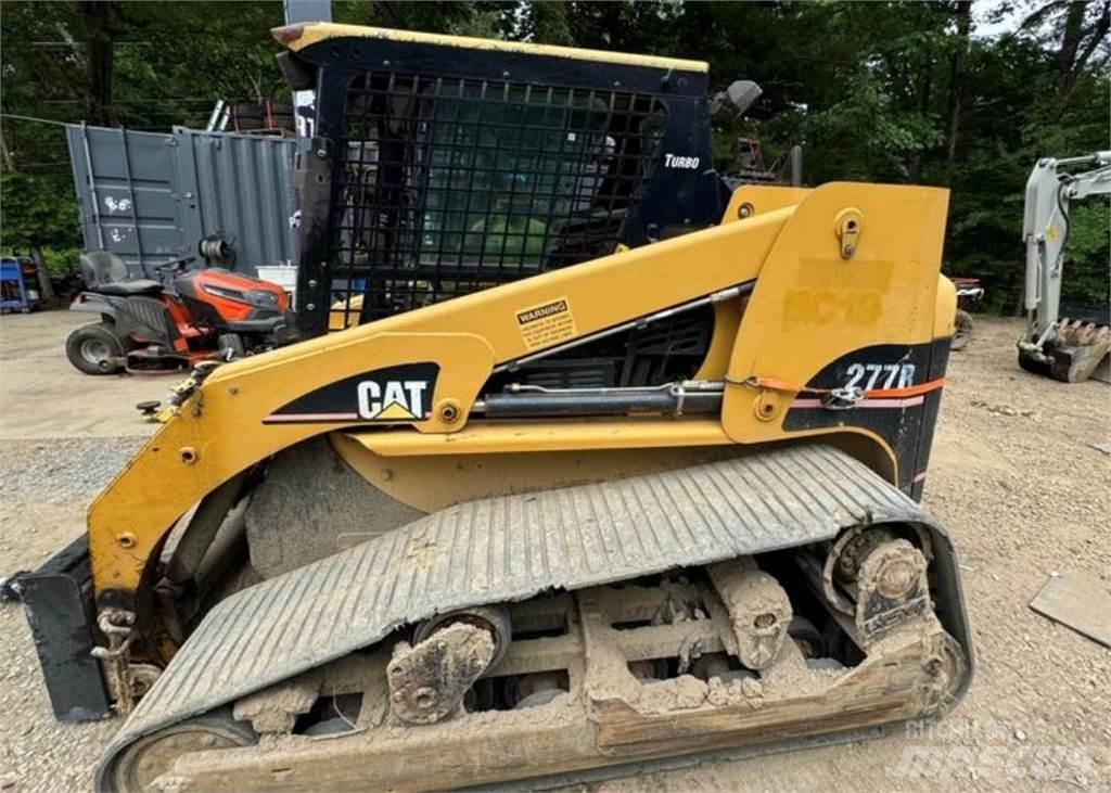 CAT 277B Šmykom riadené nakladače