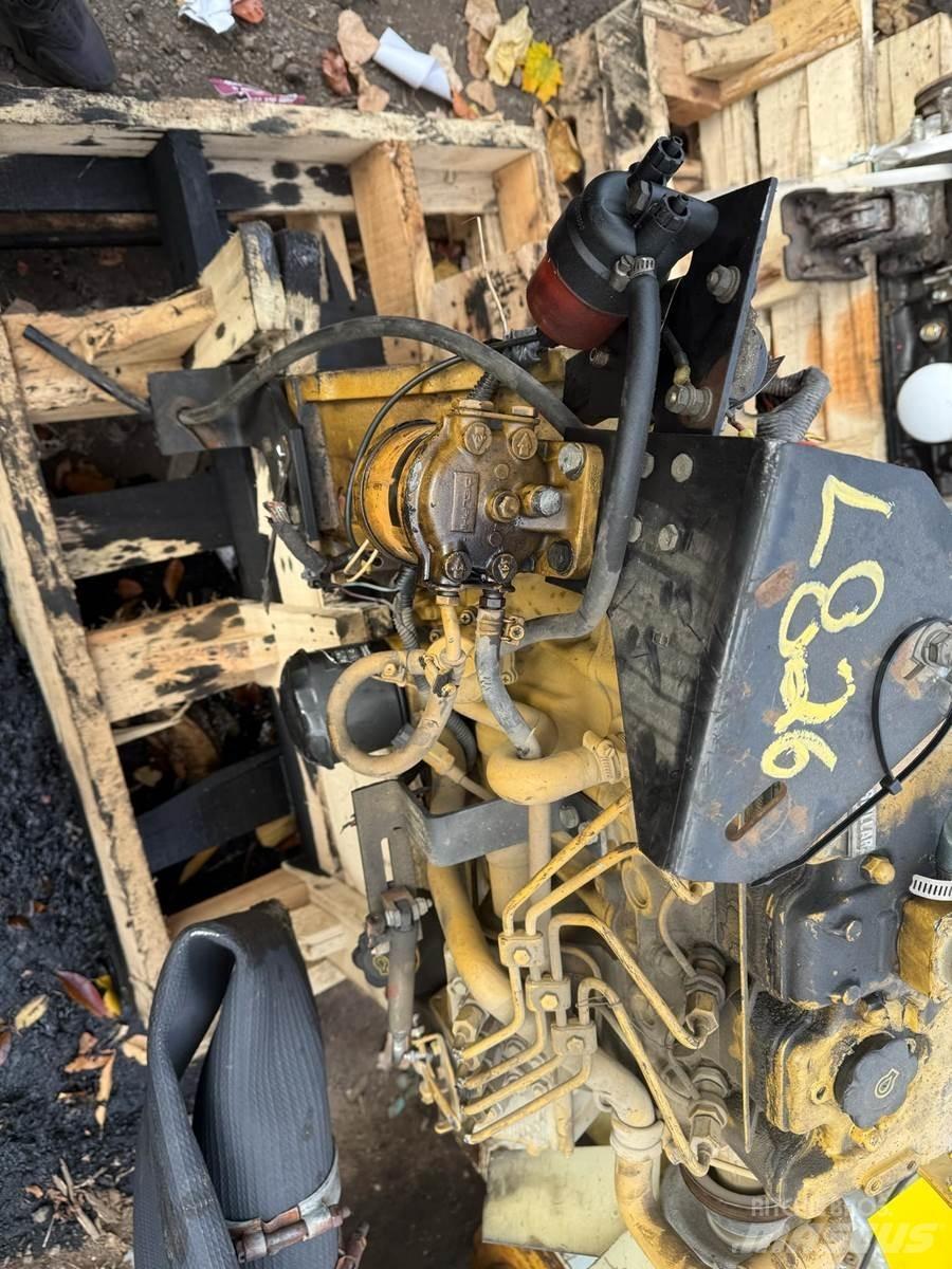 CAT 3024 Motory
