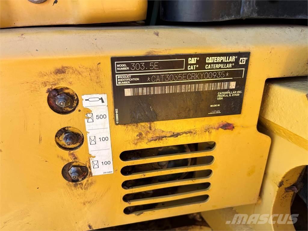 CAT 303.5 Pásové rýpadlá