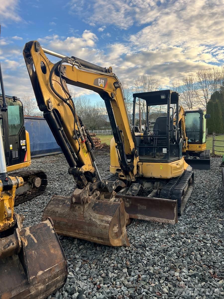 CAT 305 Mini rýpadlá < 7t