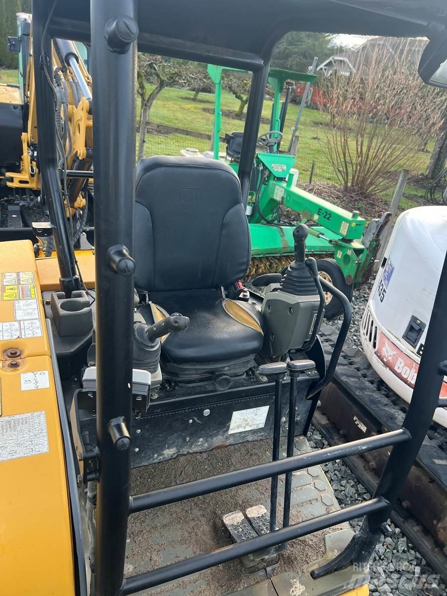 CAT 305 Mini rýpadlá < 7t
