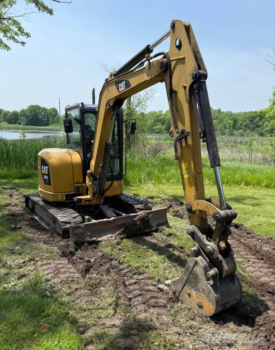 CAT 305E2 Mini rýpadlá < 7t