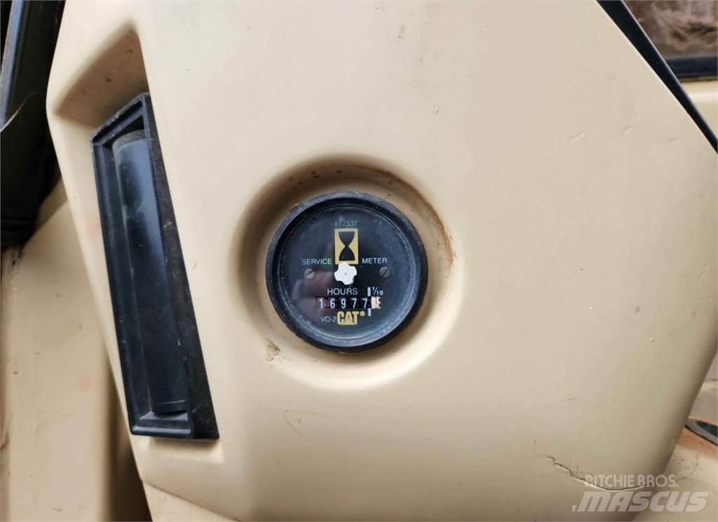 CAT 315L Pásové rýpadlá