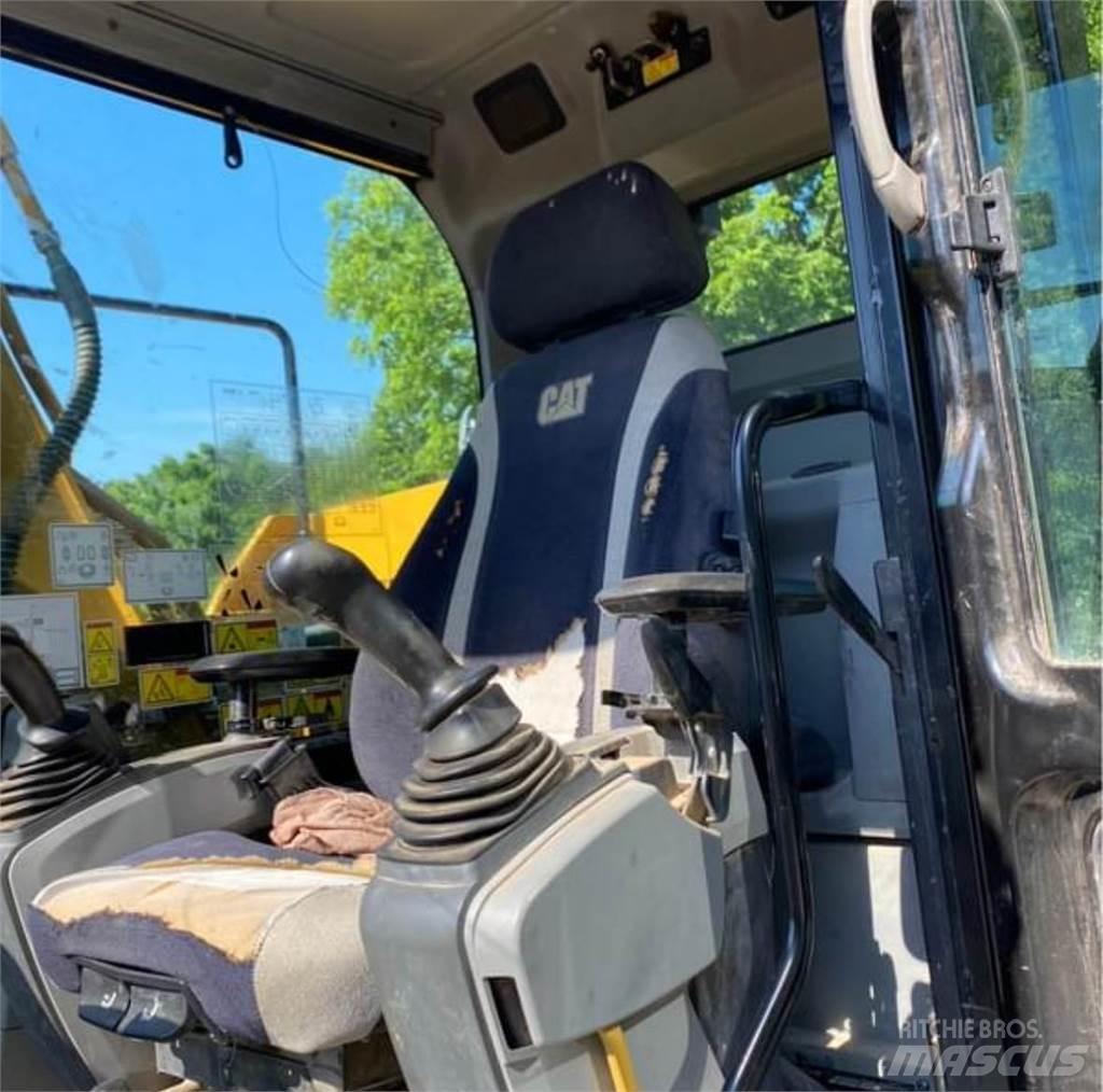 CAT 316FL Pásové rýpadlá