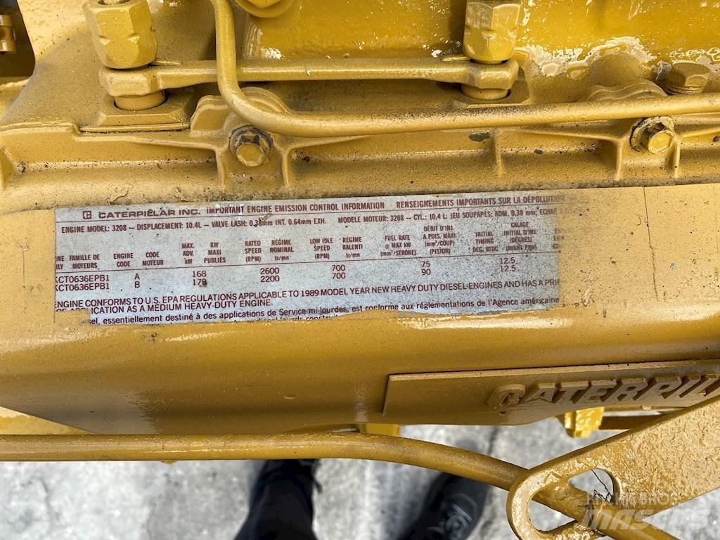 CAT 3208 Motory