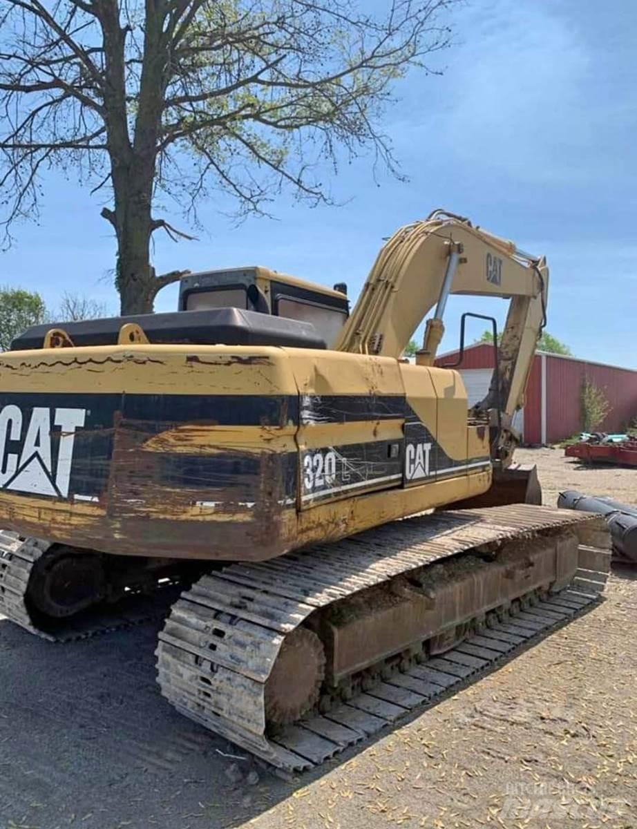 CAT 320L Pásové rýpadlá