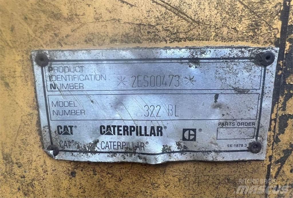 CAT 322BL Pásové rýpadlá