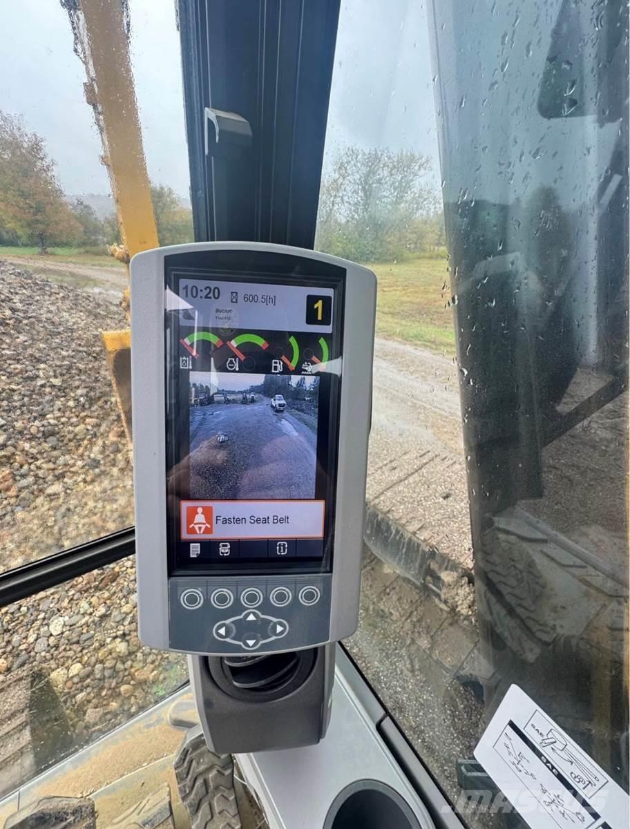 CAT 323FL Pásové rýpadlá