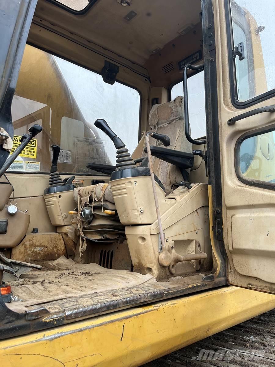 CAT 325 Pásové rýpadlá
