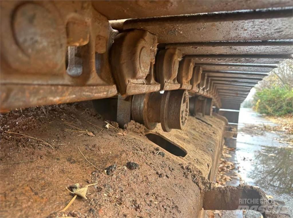 CAT 325DL Pásové rýpadlá