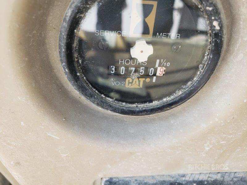 CAT 325L Pásové rýpadlá