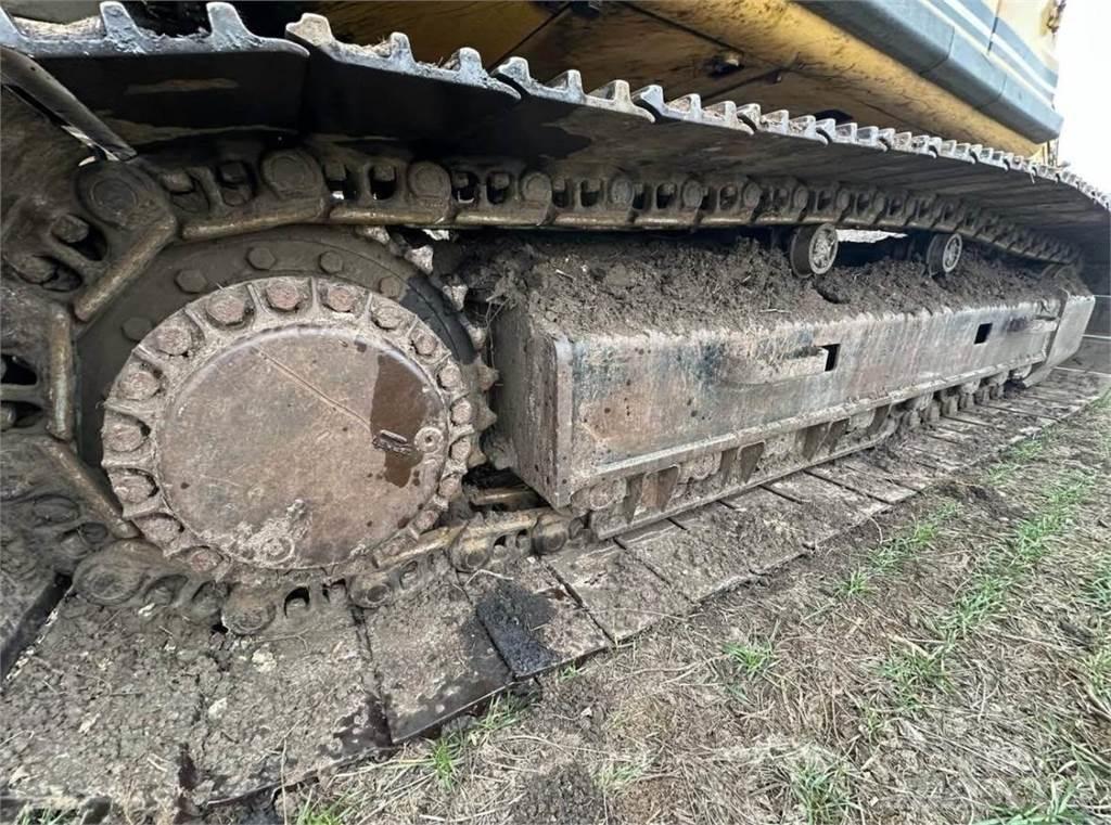 CAT 330BL Pásové rýpadlá