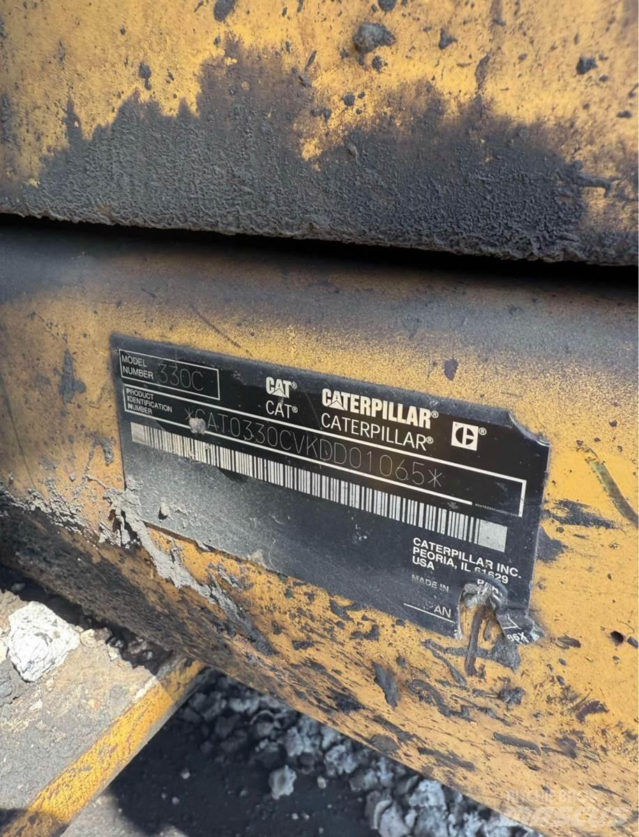 CAT 330C Pásové rýpadlá