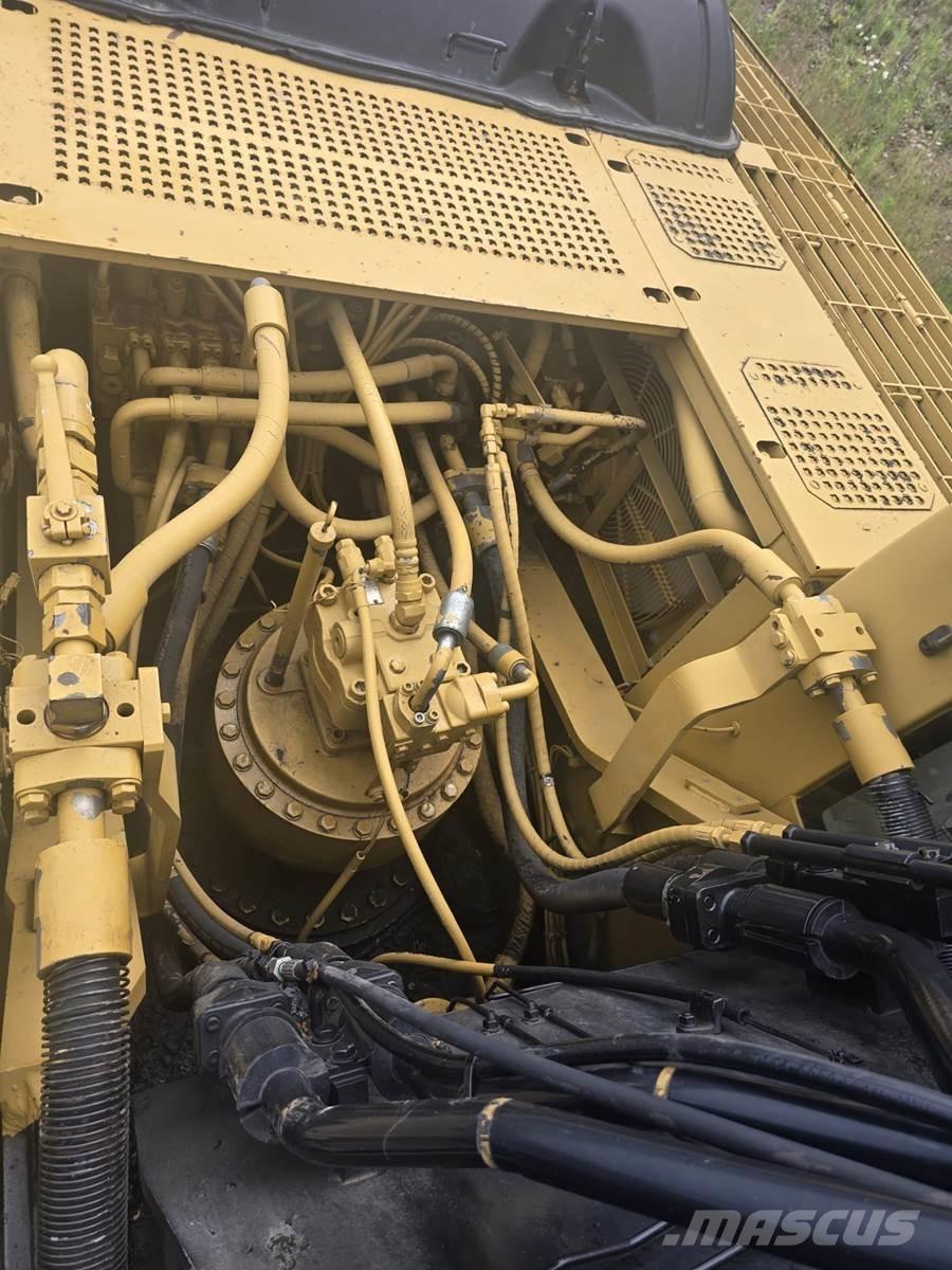 CAT 330CL Pásové rýpadlá