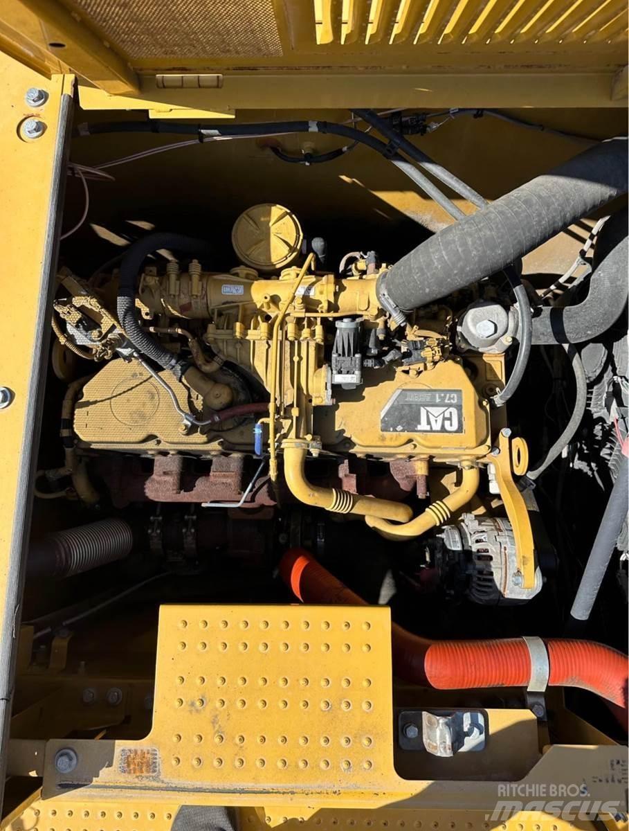 CAT 330GC Pásové rýpadlá