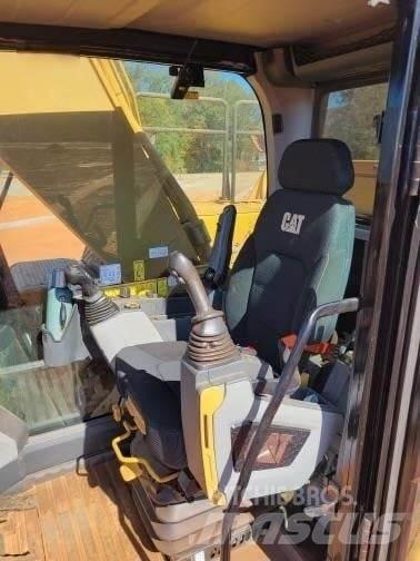 CAT 340 Pásové rýpadlá
