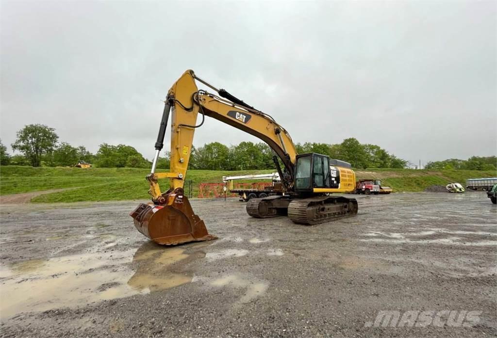 CAT 349E Pásové rýpadlá