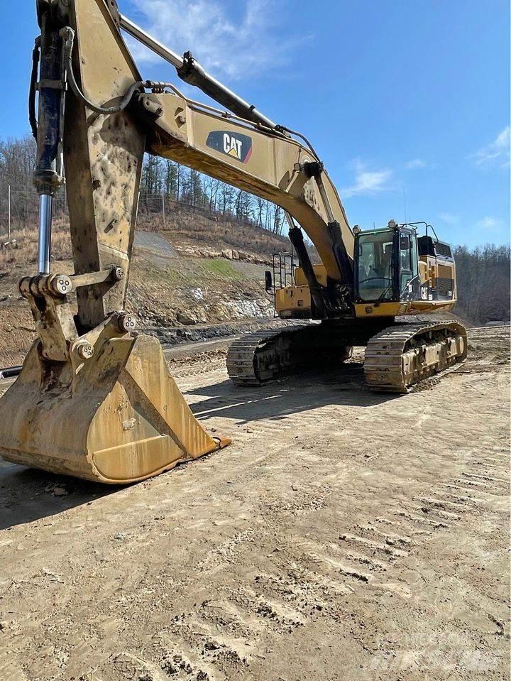 CAT 374DL Pásové rýpadlá