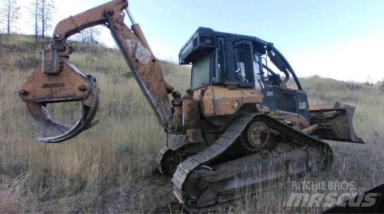 CAT 517 Skiddery