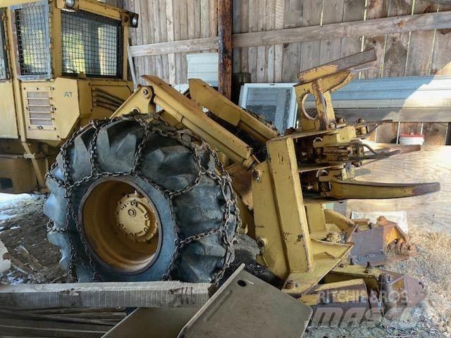 CAT 518 Stínacie harvestory